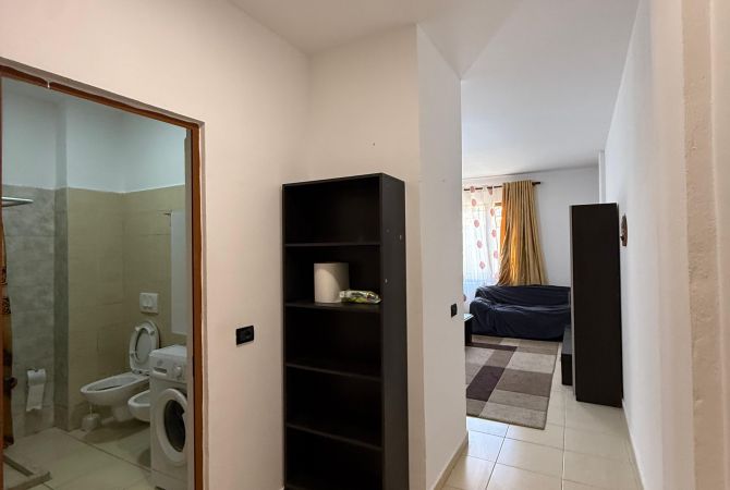Shtepi me qera Apartament ne Tirane, 1+1, Mobilimi E mobiluar, Pagesa 450  Euro.
