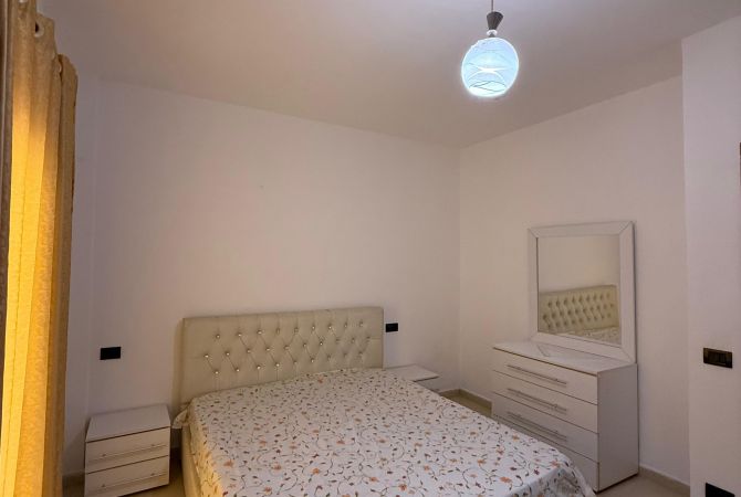 Shtepi me qera 1+1 ne Tirane - 450 Euro