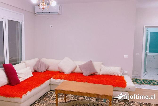 Shtepi me qera 2+1 ne Tirane - 500 Euro