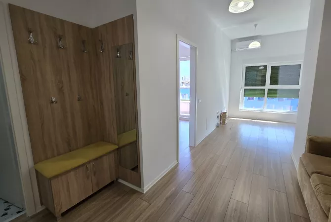 Shtepi me qera 1+1 ne Tirane - 30,000 Leke