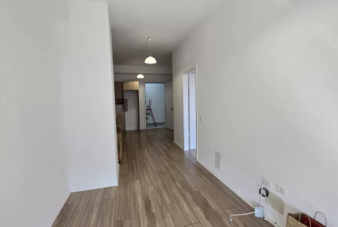 Shtepi me qera 1+1 ne Tirane - 30,000 Leke