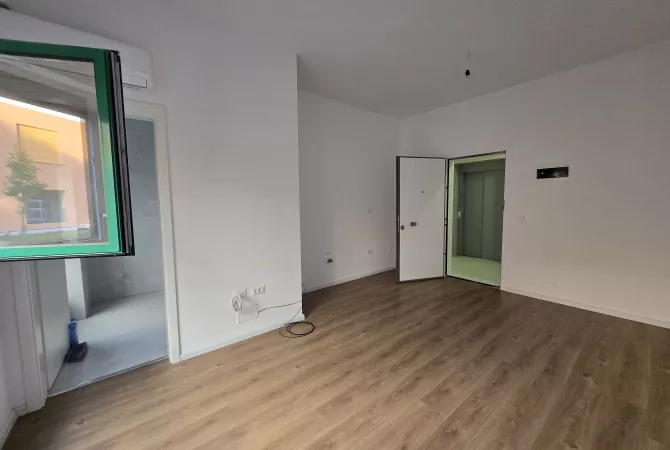 Casa in affitto Garsoniere a Tirana - 25,000 Leke