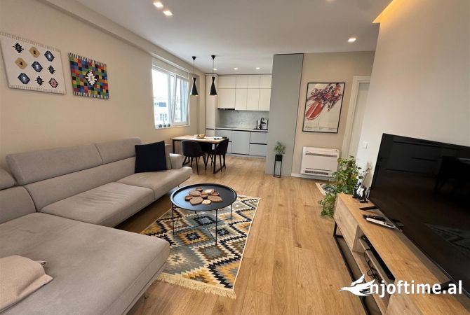 Shtepi ne shitje 2+1 ne Tirane - 230,000 Euro