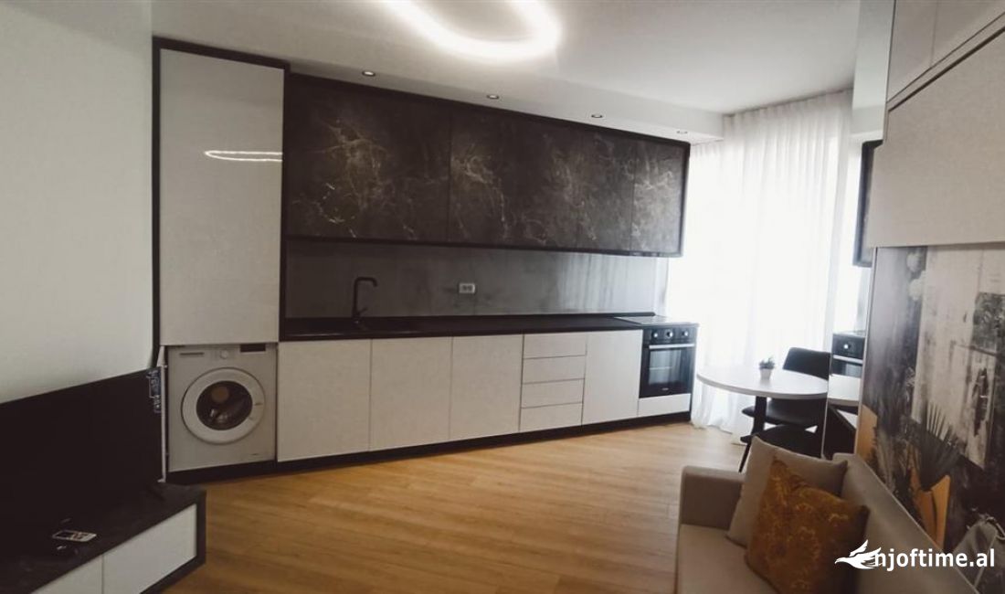 Shtepi ne shitje Apartament ne Tirane, 1+1, Mobilimi E mobiluar, Pagesa 82,000  Euro.