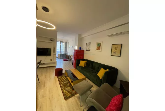 Shtepi me qera Apartament ne Tirane, 1+1, Mobilimi E mobiluar, Pagesa 950  Euro.
