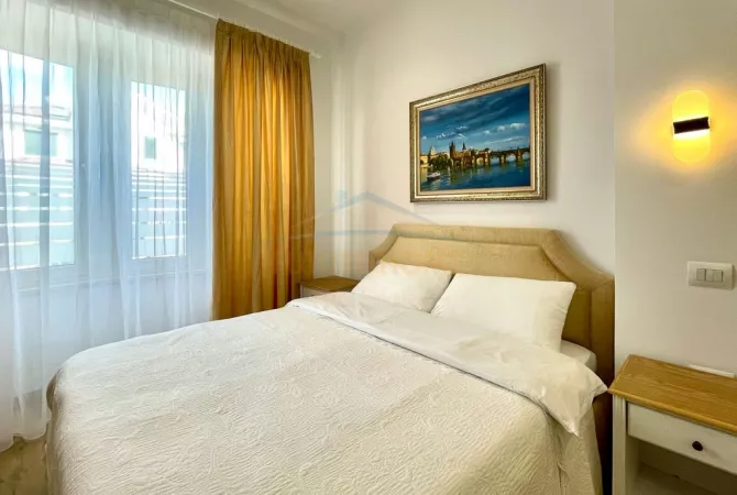 Shtepi ne shitje Vila Luksoze ne Tirane, 4+1, Mobilimi E mobiluar, Pagesa 850,000  Euro.