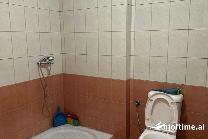 Shtepi me qera 2+1 ne Tirane - 50,000 Leke