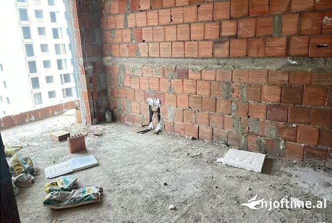Shtepi ne shitje 1+1 ne Tirane - 9,000,000 Leke