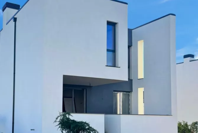 Shtepi ne shitje 4+1 ne Durres - 620,000 Euro