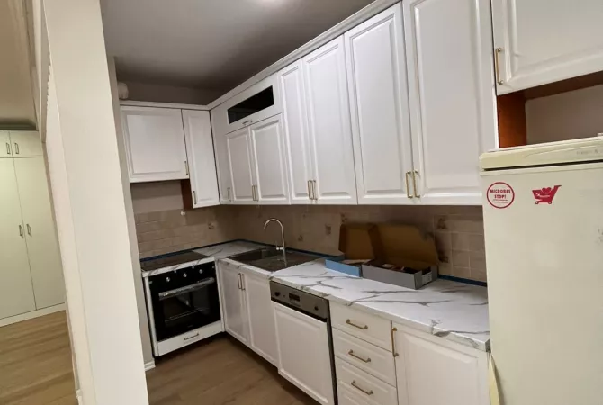 Casa in affitto 2+1 a Tirana - 1,000 Euro