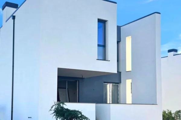 House for Sale 4+1 in Durres - 500,000 Euro