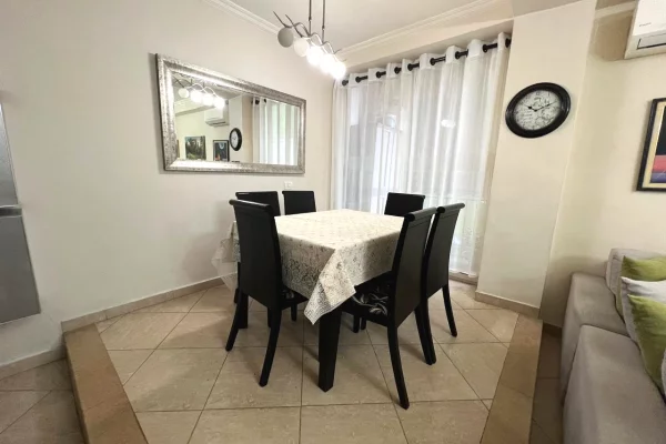 Shtepi ne shitje 2+1 ne Tirane - 390,000 Euro