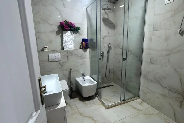 Apartment for rent in Tirana 2+1, Furnished