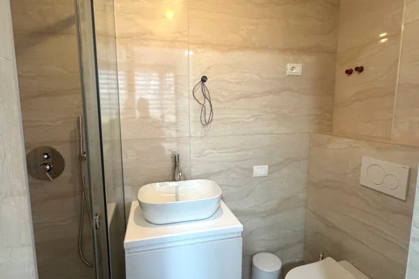 House for Rent 2+1 in Tirana - 1,000 Euro