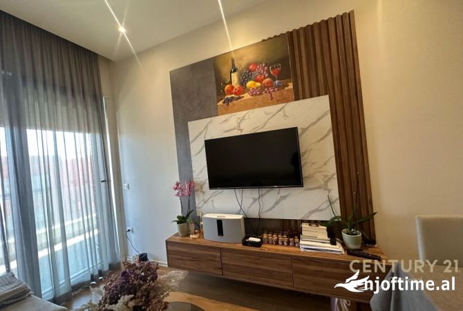 Shtepi me qera 1+1 ne Tirane - 750 Euro