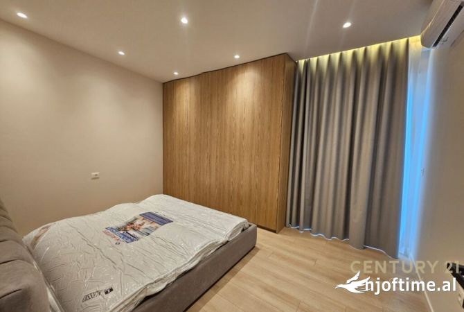 Shtepi me qera 2+1 ne Tirane - 700 Euro