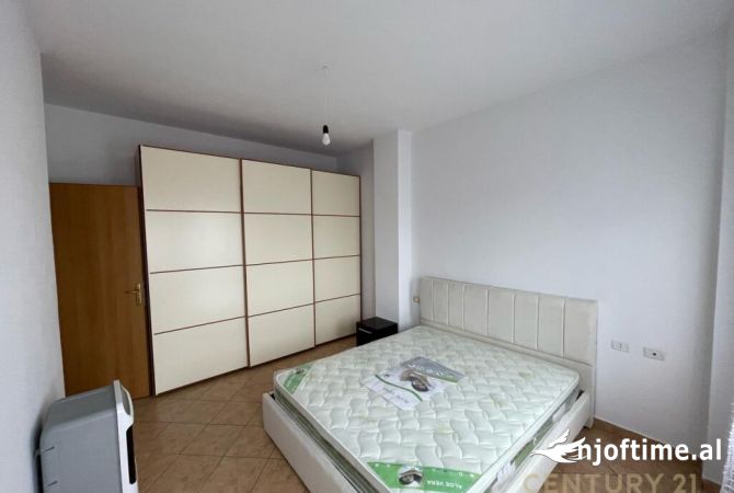 Shtepi me qera 2+1 ne Tirane - 480 Euro