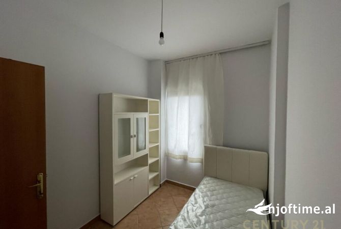Shtepi me qera 2+1 ne Tirane - 480 Euro