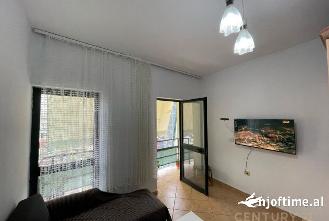Shtepi me qera 2+1 ne Tirane - 480 Euro