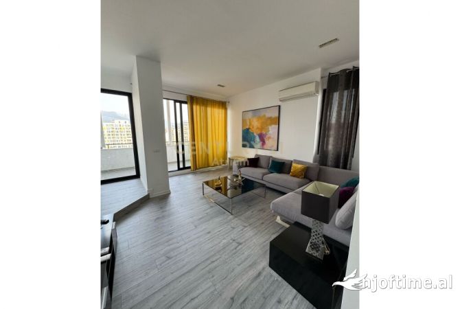 Shtepi me qera 2+1 ne Tirane - 900 Euro