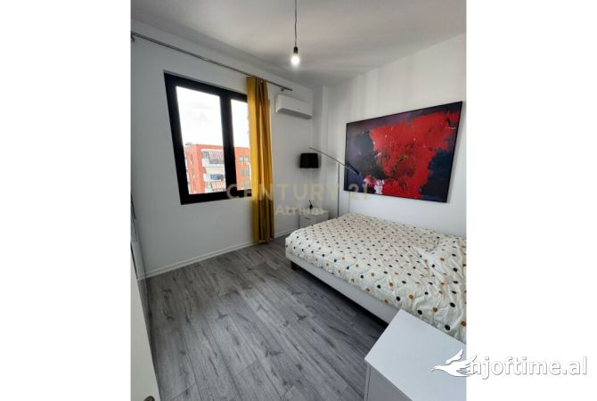 Shtepi me qera 2+1 ne Tirane - 900 Euro