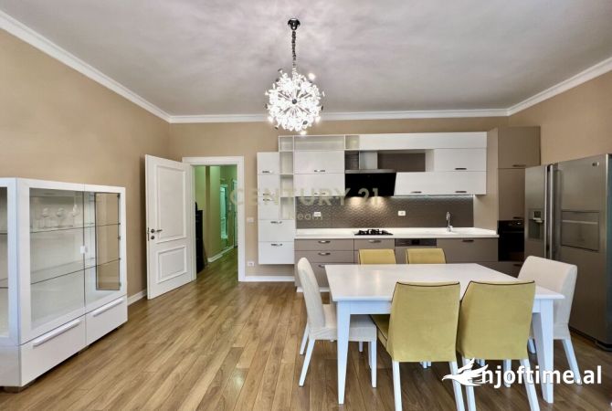 Shtepi me qera 2+1 ne Tirane - 800 Euro