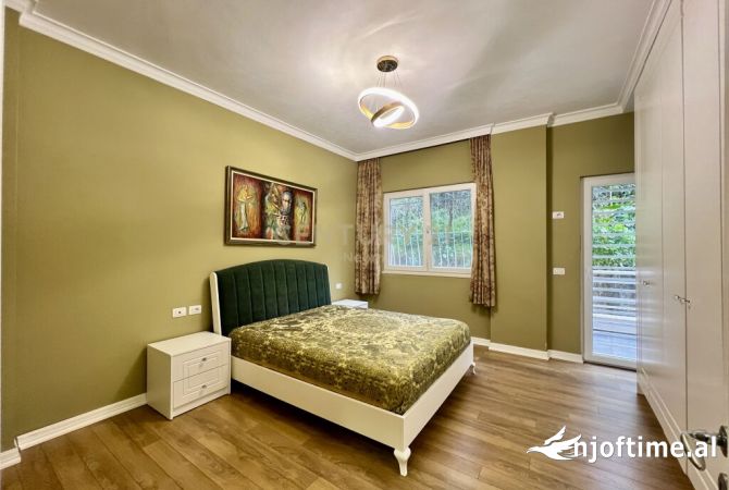 Shtepi me qera 2+1 ne Tirane - 800 Euro