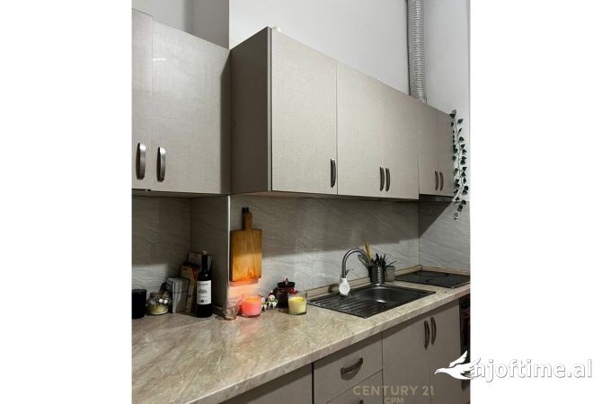 Shtepi ne shitje 1+1 ne Tirane - 78,000 Euro