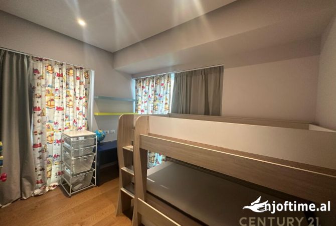 Shtepi me qera Apartament ne Tirane, 2+1, Mobilimi E mobiluar, Pagesa 2,000  Euro.