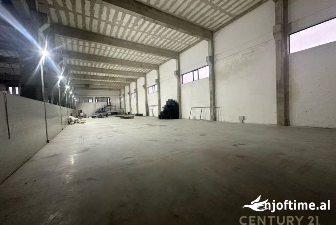 Business Property for Rent 4+1 in Kruja - 1,800 Euro