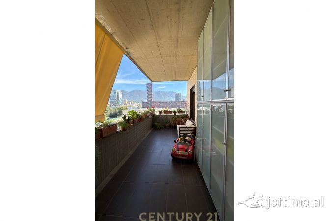 Shtepi me qera Apartament ne Tirane, 3+1, Mobilimi E mobiluar, Pagesa 3,000  Euro.