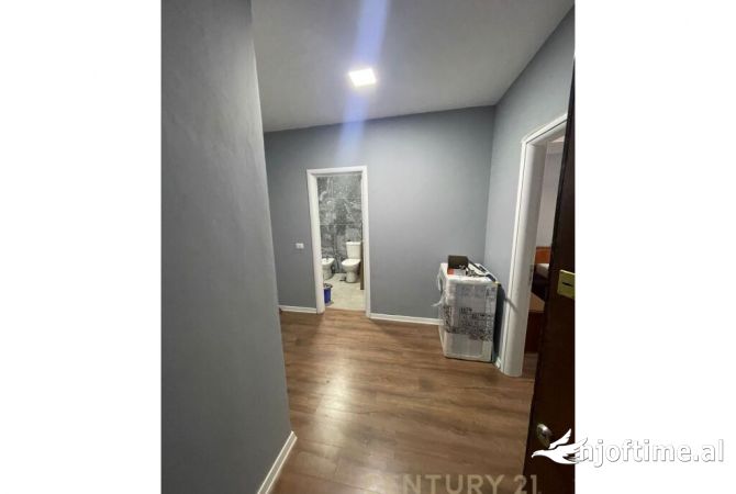 Shtepi ne shitje 2+1 ne Tirane - 135,000 Euro