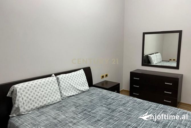 Shtepi me qera Apartament ne Tirane, 2+1, Mobilimi E mobiluar, Pagesa 750  Euro.