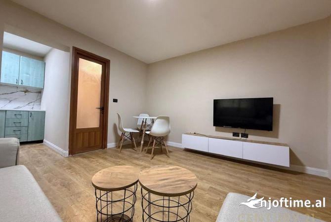 Shtepi me qera 1+1 ne Tirane - 350 Euro