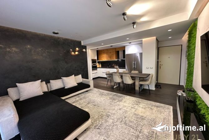 Casa in affitto 2+1 a Tirana - 1,700 Euro
