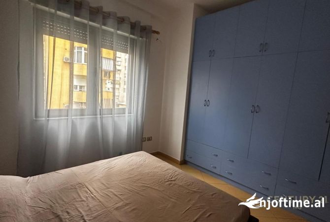 Shtepi me qera 1+1 ne Tirane - 700 Euro