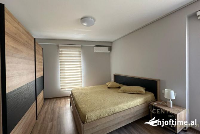 Shtepi me qera 2+1 ne Tirane - 820 Euro