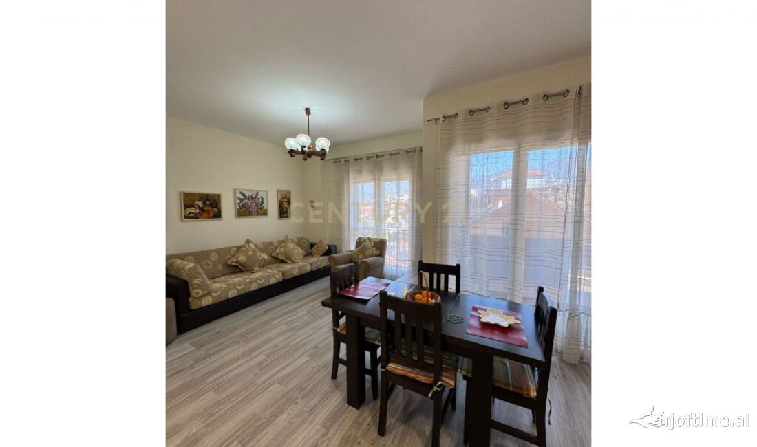 Shtepi me qera Apartament ne Tirane, 2+1, Mobilimi E mobiluar, Pagesa 650  Euro.