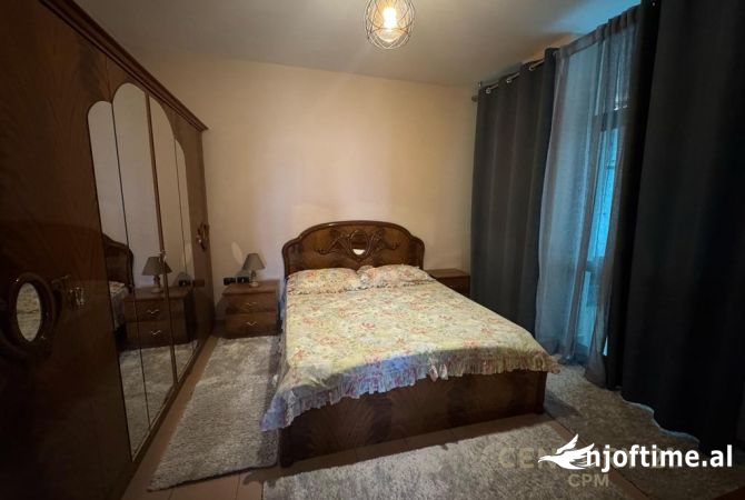 Shtepi me qera 2+1 ne Tirane - 700 Euro