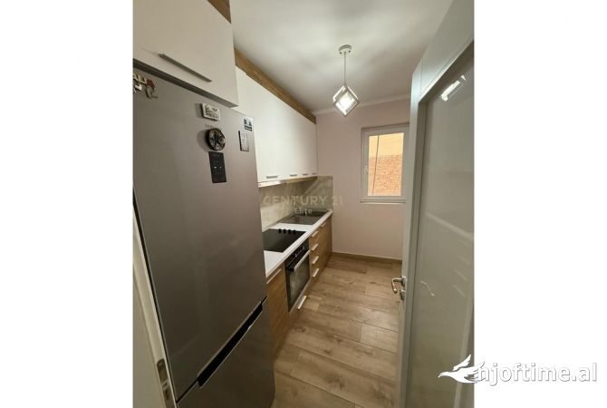 Shtepi me qera 1+1 ne Tirane - 650 Euro