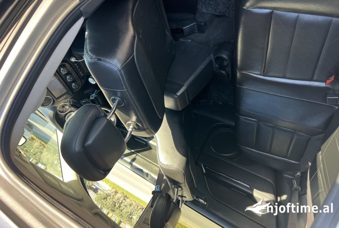 Makina ne shitje ne Vlore, Jeep, 2012 Diesel,Kambio Manual Pagesa 6,800  Euro.