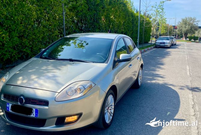 Auto in Vendita  a Tirana - 4,500 Euro
