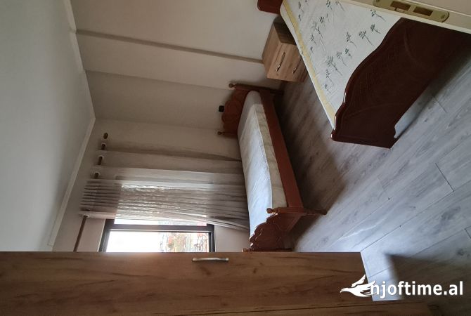 Shtepi me qera Shtepi Private ne Tirane, 1+1, Mobilimi E mobiluar, Pagesa 33,000  Leke.