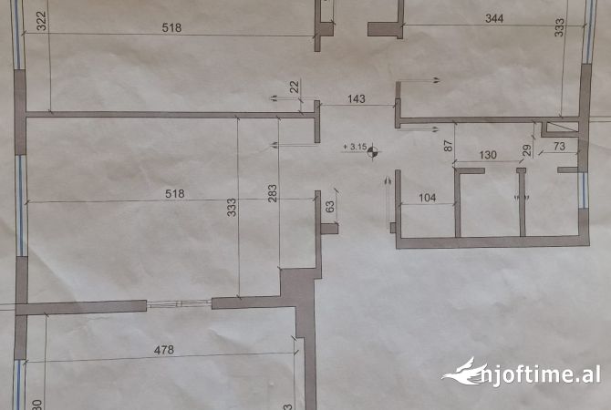 Shtepi me qera Apartament ne Tirane, 3+1, Mobilimi Bosh, pa mobiluar, Pagesa 800  Euro.