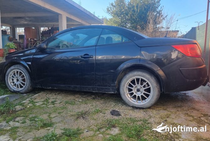 Makina ne shitje ne Durres - 890 Euro