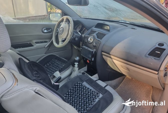 Makina ne shitje  ne Durres - 890 Euro