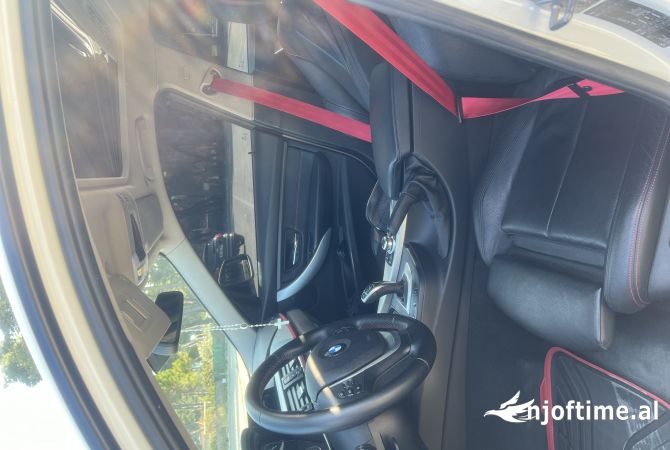 Makina ne shitje ne Tirane, BMW, 2013 Diesel,Kambio Automatik Pagesa 10,200  Euro.