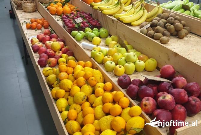 Pajisje biznesi ne shitje  ne Kavaje - 90,000 Leke