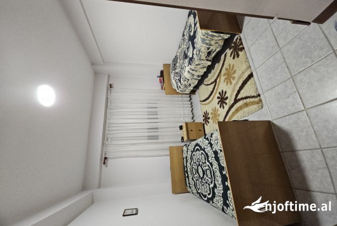 Shtepi me qera Apartament ne Tirane, 3+1, Mobilimi E mobiluar, Pagesa 70,000  Leke.