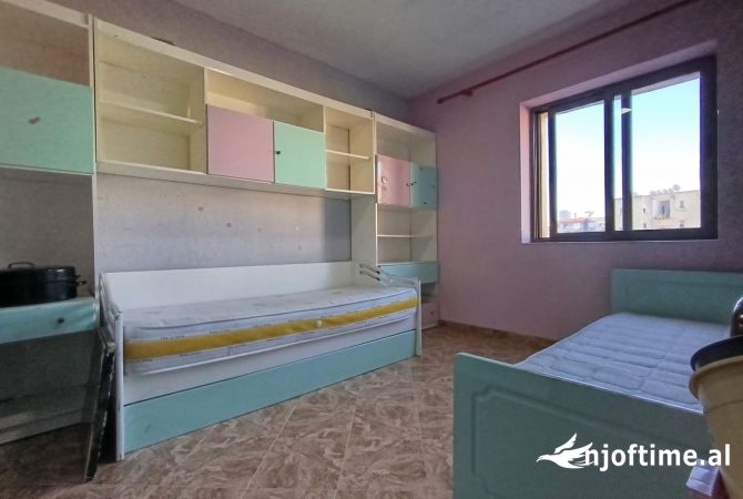 Shtepi me qera 3+1 ne Tirane - 45,000 Leke